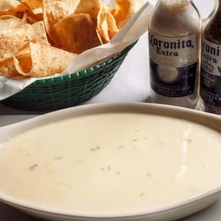 Ahuuas Queso