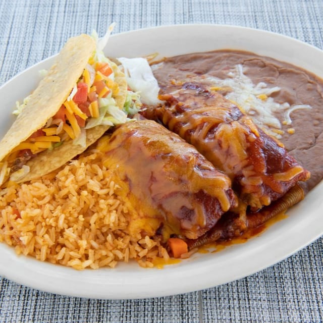 Los Arcos Plate.